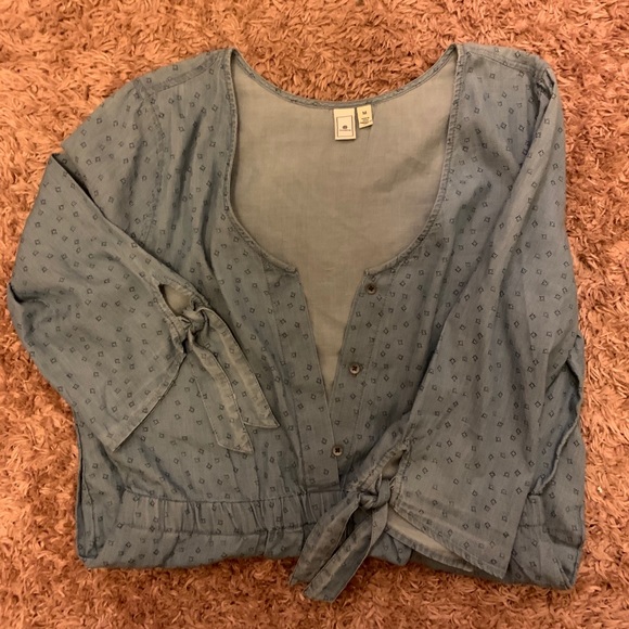 Susina Shormper 🤷‍♀️🤷‍♀️ (short meets romper) - Picture 2 of 4